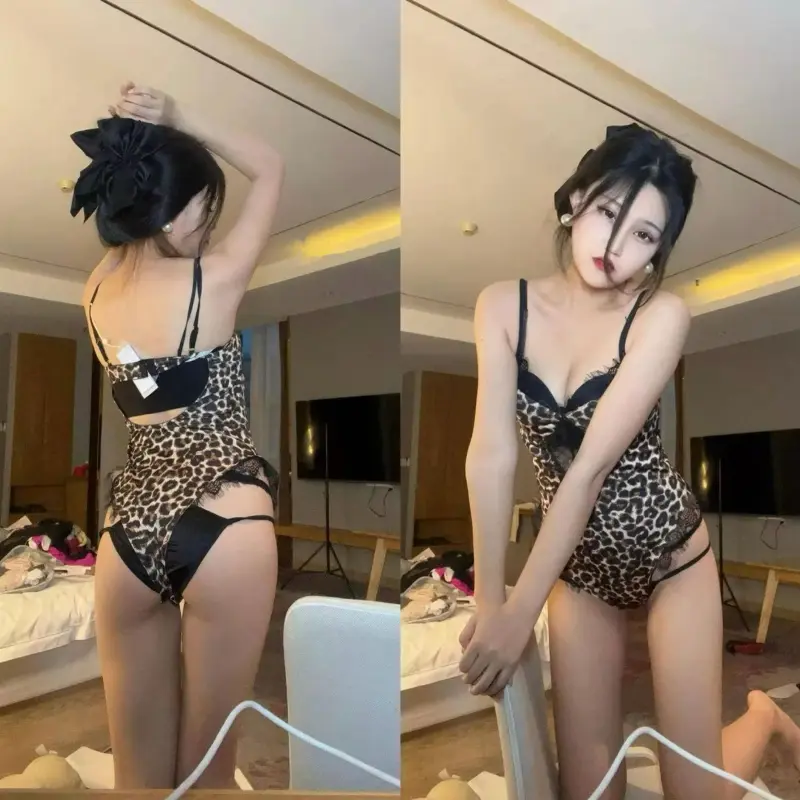 图片[2]-辰妈吖趣岛合集整理｜红黑轻熟造型与主题写真收录